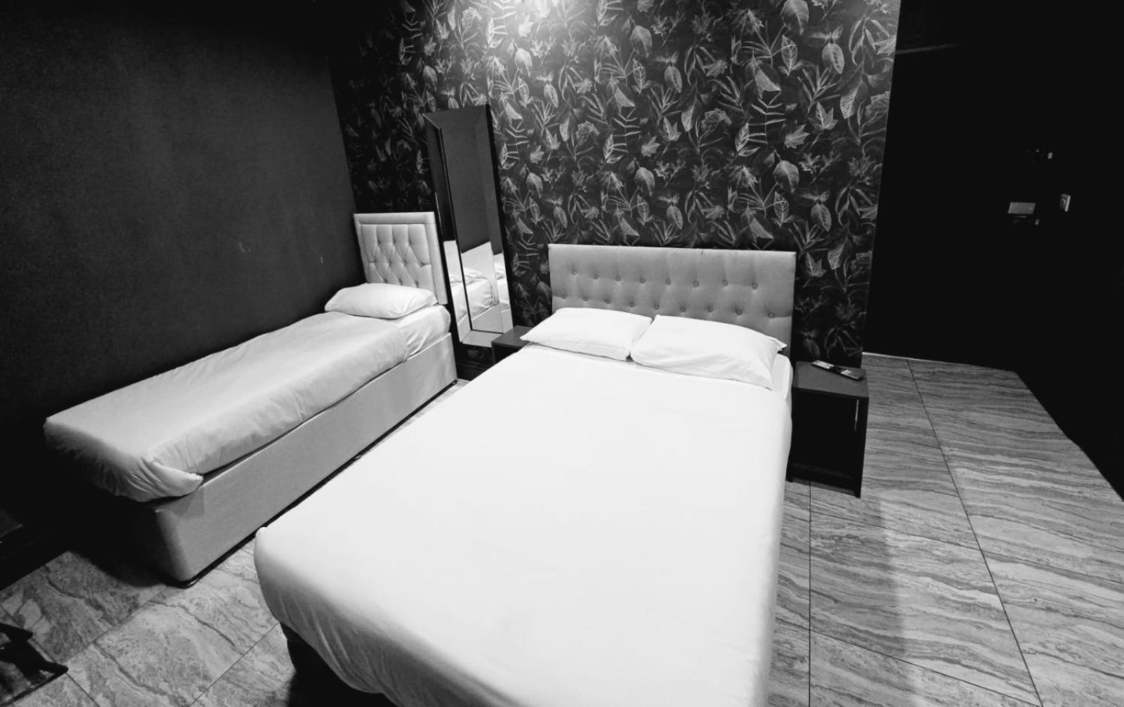 Private Boutique Apartments Лондон Экстерьер фото
